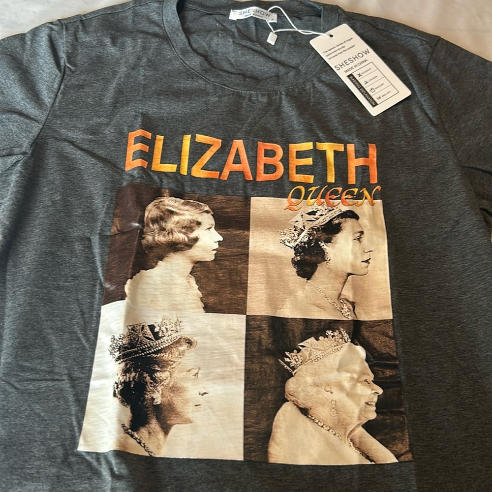 New Queen Elizabeth Tee